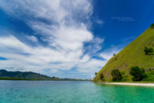 Habitat, Laticauda colubrina, paysage, landscape, sea, ocean, mer, plage, Komodo, Indonesia, Matthieu Berroneau